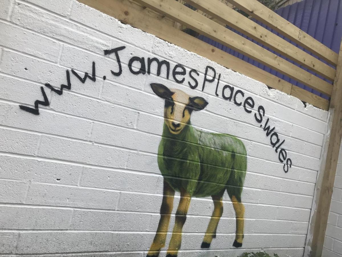 James' Place At Dowlais Apartment Merthyr Tydfil